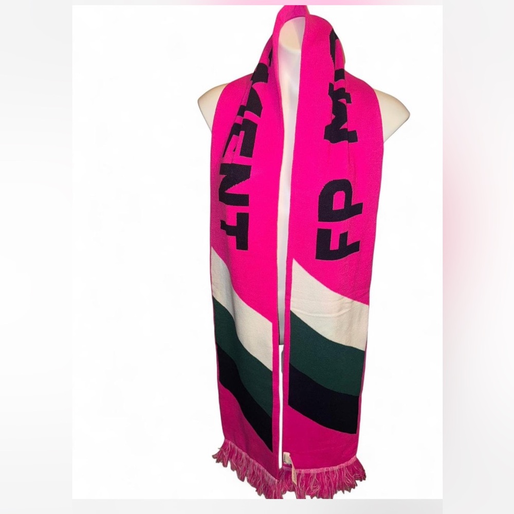 FP Movement Reversible Scarf